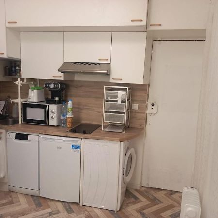 Tres Joli Petit Studio Aux Portes Paris อีวรี-ซูร์-แซ็น ภายนอก รูปภาพ